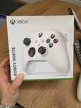 Xbox Series S + 2 controlere wireless – totul funcționează perfect