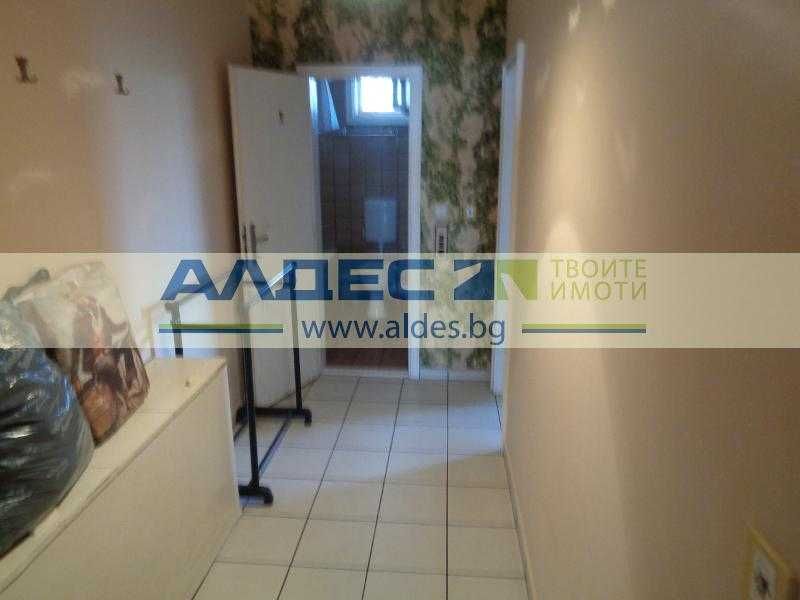 Продава се Четиристаен апартамент в София, Гео Милев - 140 кв.м за 5 €/кв.м - Снимка #9