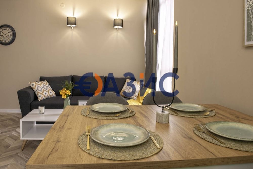 Продава се Двустаен апартамент в к.к. Слънчев бряг - 65 кв.м за 1193 €/кв.м - Снимка #14