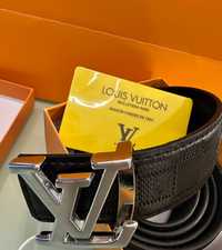Намаление!Louis Vuitton-Оригинален чисто нов мъжки кожен колан 127 см