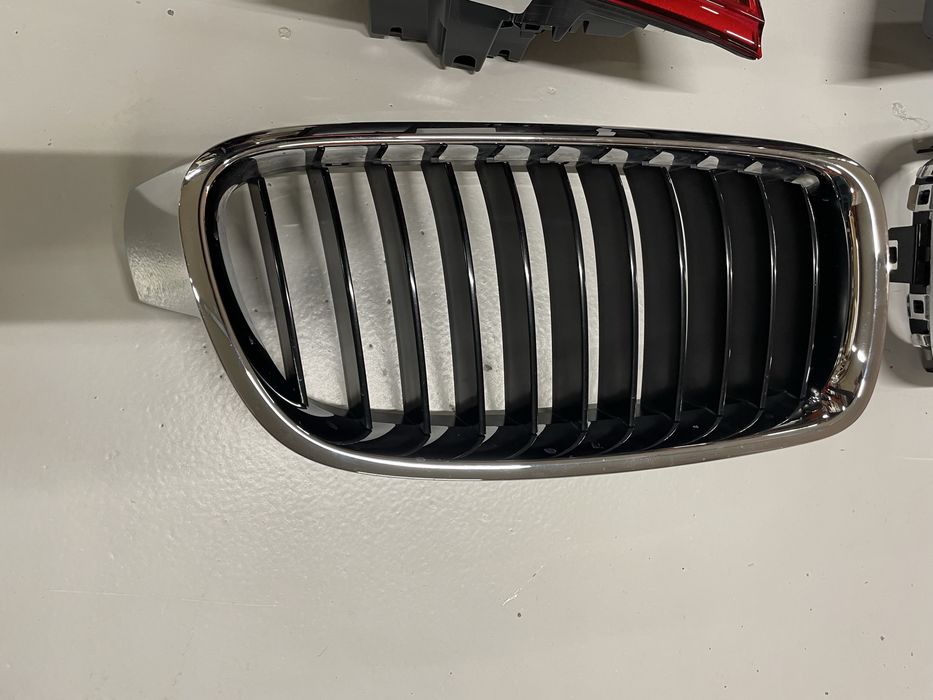 Оргинални Комплект Стопове и бъбреци за BMW 320 i 2015г