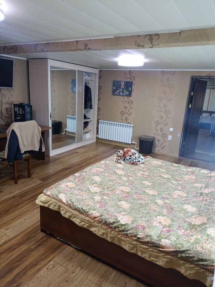 Продается мансарда в центре джизака