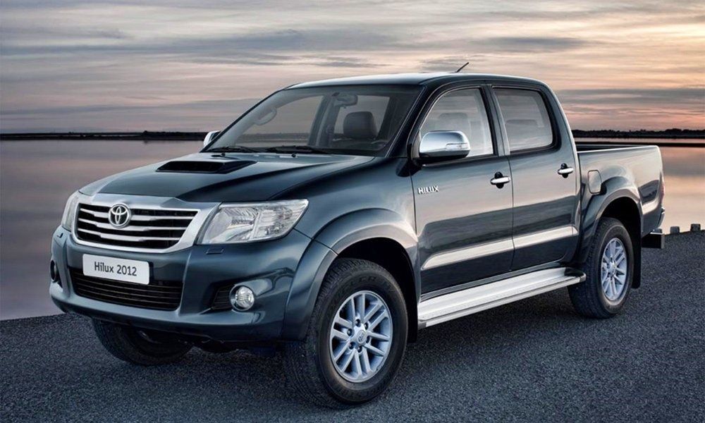 Бампер на Toyota Hilux Хайлюкс 12-