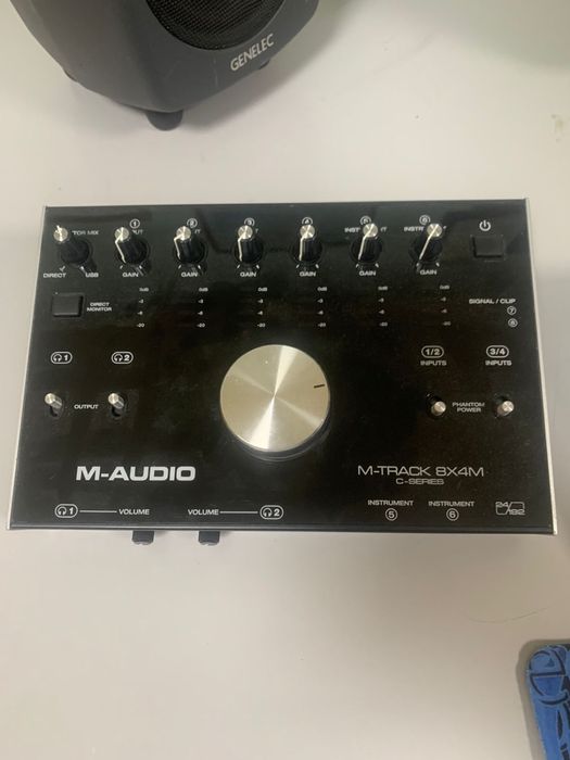 Продам аудиоинтерфейс M-Audio M