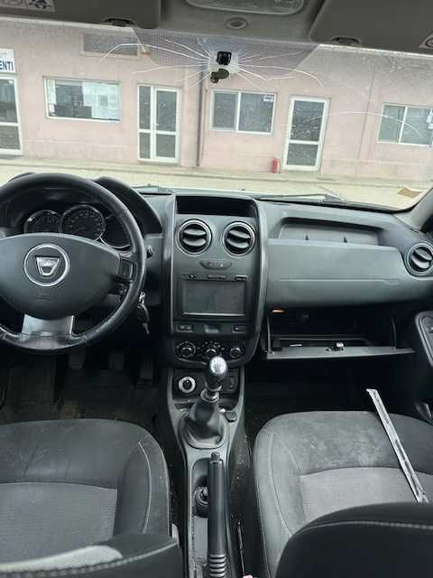 Dezmembrari Dacia Duster 2 2015 suv 1.2 tce Compresor AC clima
