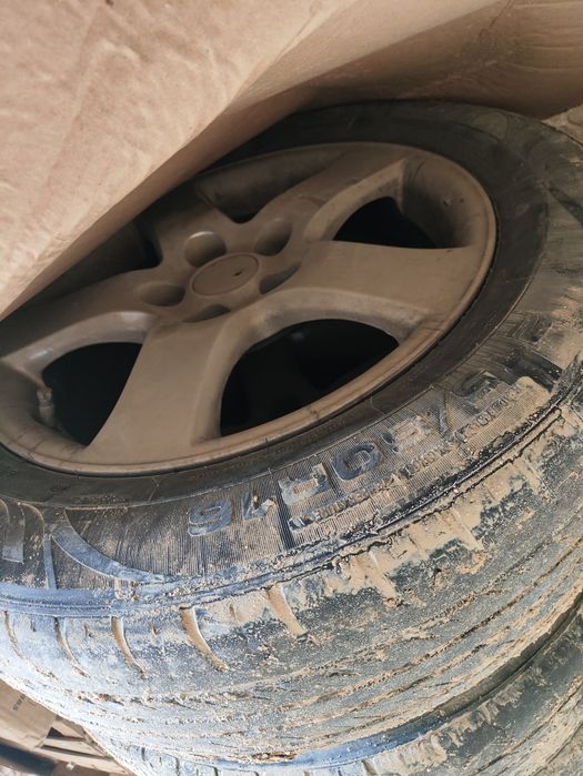 Калесо сатылады 200 000