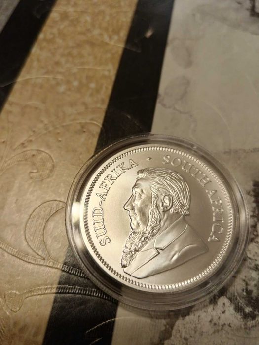 Сребърни монети 1 оz 999 Кругерранд Британия Кленов лист