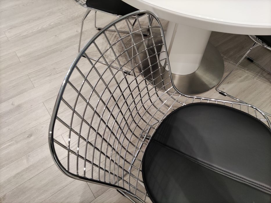 Set de 4 scaune bucatarie dining cromate cu sezut negru