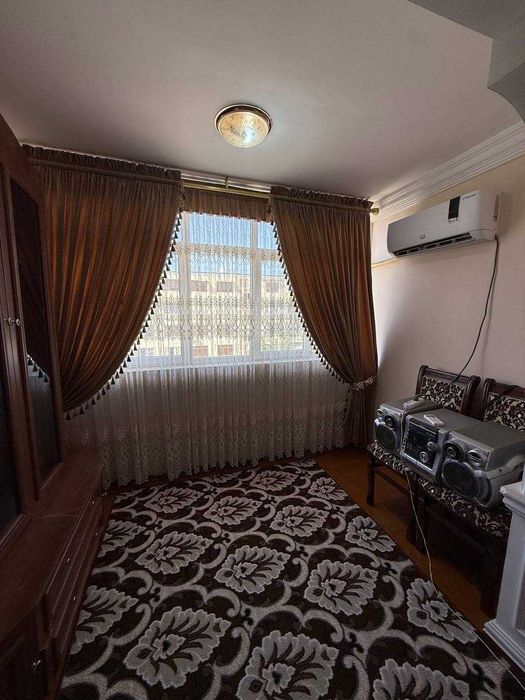 Самарканд шахрида 3 хонали, 4-қаватда жойлашган квартира сотилади