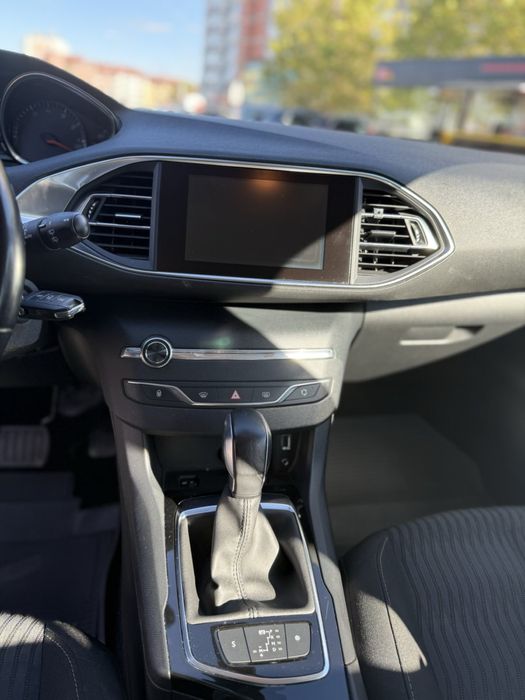 Peugeot  308 перфектна