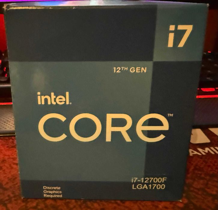 Продавам Intel Laminar RM1 - Чисто Нов LGA1700 CPU Cooler за Процесор!