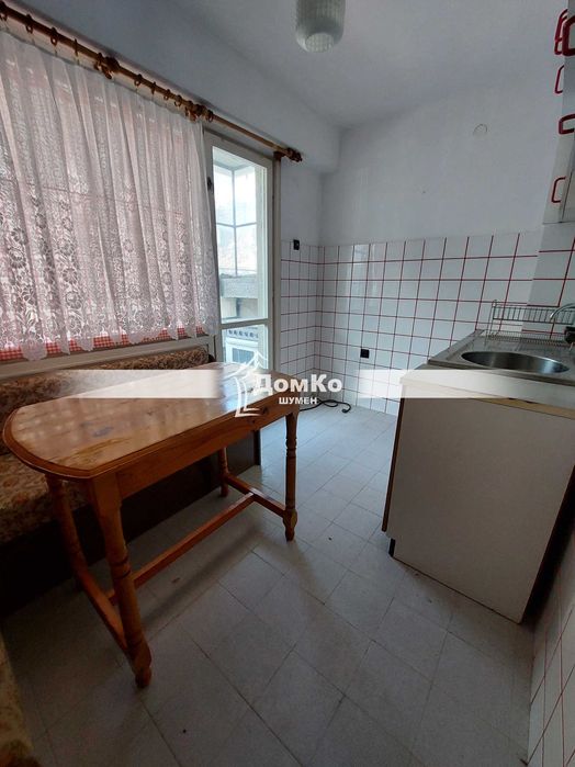 Продава се Тристаен апартамент в Шумен, Томбул джамия - 85 кв.м за 1128 €/кв.м - Снимка #1