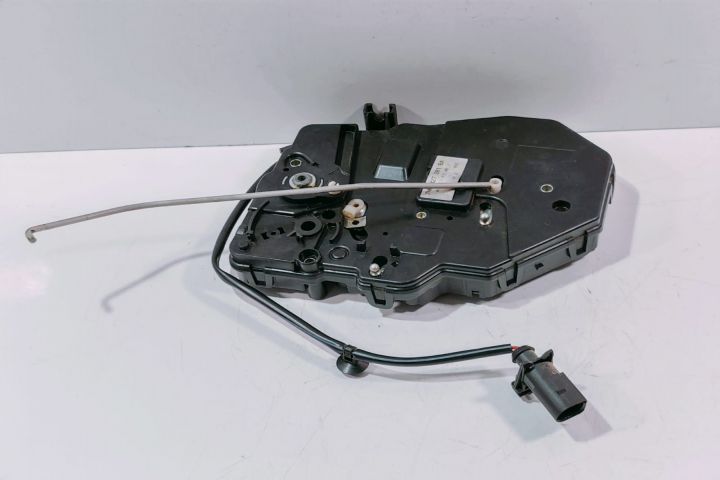 Broasca Usa  spate 7H0827201BA Volkswagen VW Transporter T5