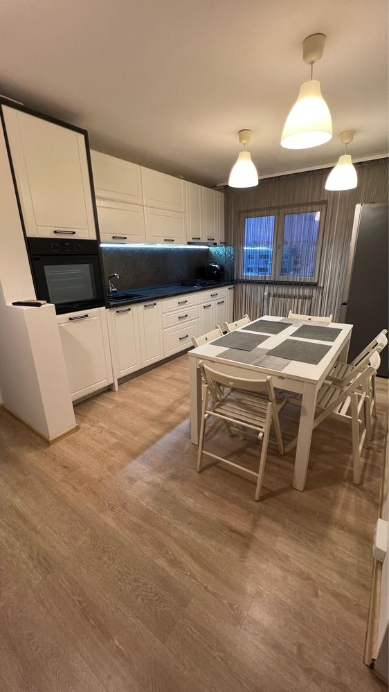 Inchiriez apartament 2 camere, centrala proprie