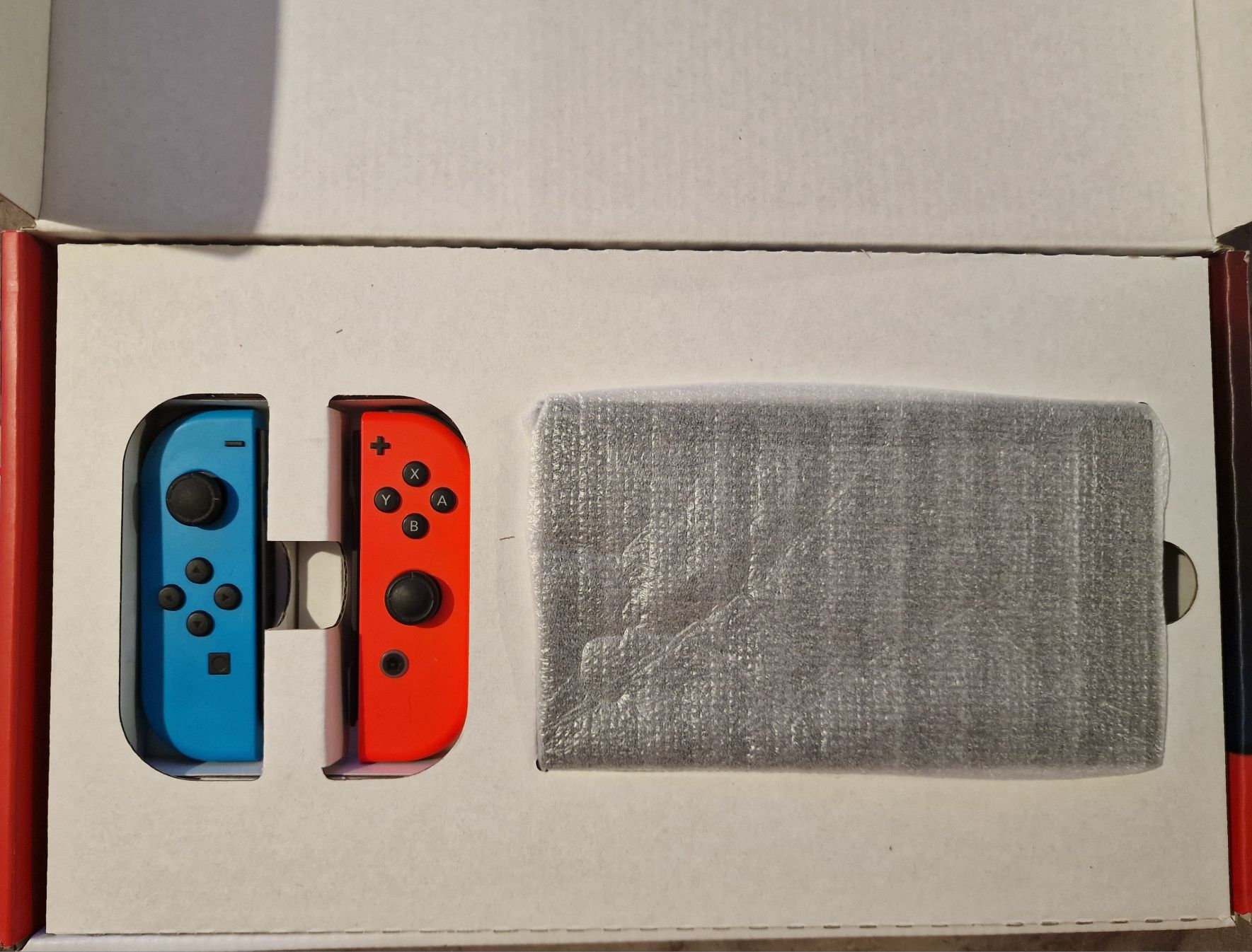 Nintendo Switch + Mario & Rabbids Sparks of Hope