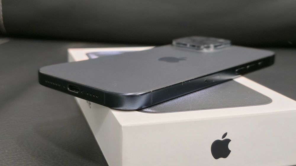 iPhone 15 Pro Max 256GB Blue Titanium