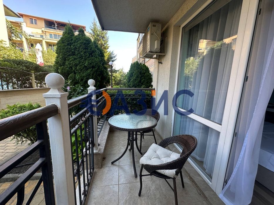 Продава се Едностаен апартамент в Свети Влас - 45 кв.м за 1578 €/кв.м - Снимка #2