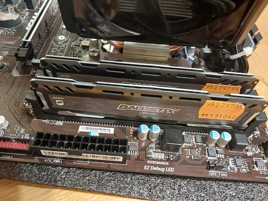 Intel i7 7700K + MSI Z270-A Pro + 16GB DDR4 + Cooler Master охладител