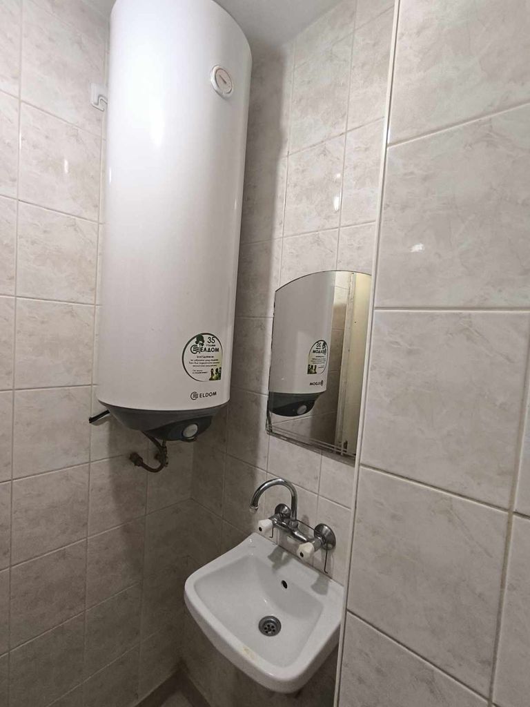 Продава се Двустаен апартамент в Хасково, Овчарски - 50 кв.м за 1077 €/кв.м - Снимка #10