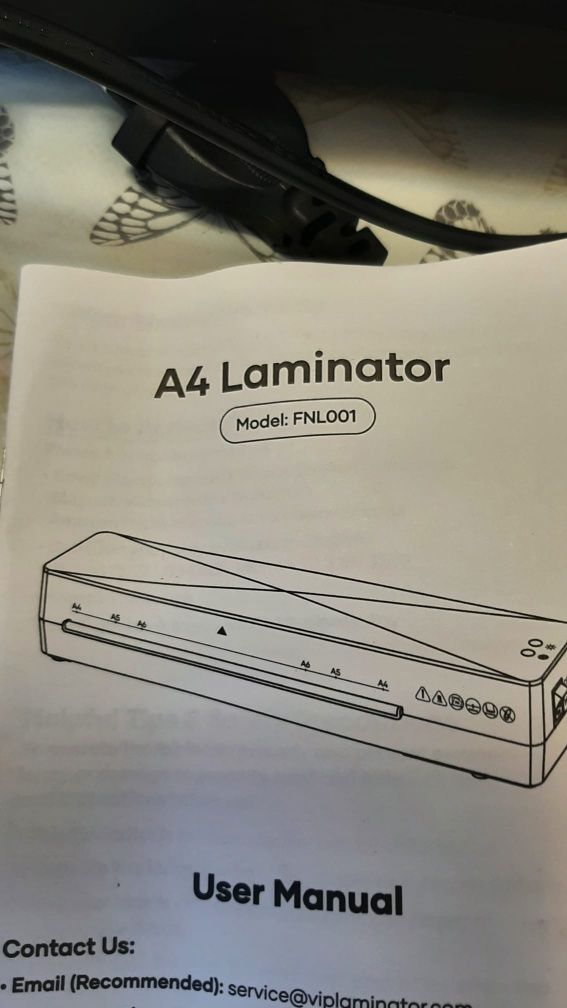 Vând Laminator A4 model FLN001 neutilizat.