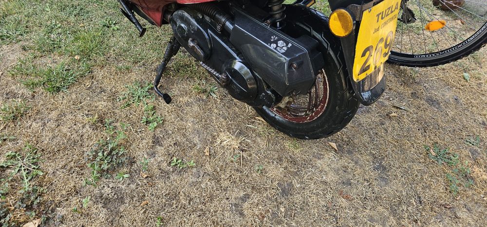 Vand scuter  pe benzina Gopop