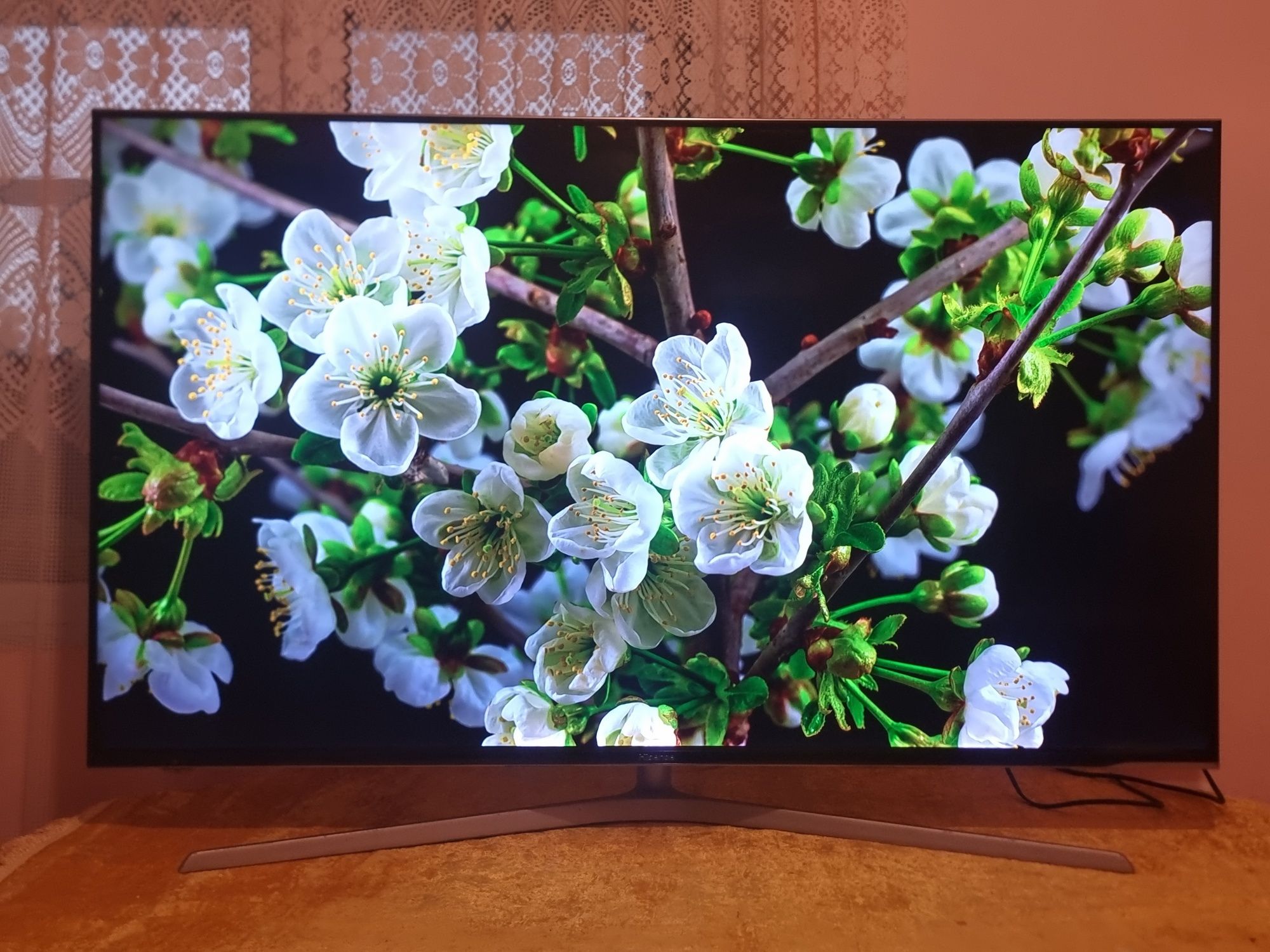 SMART Телевизор/Hisense - 50" - 4K/HDR10/YouTube/Цифрова и Ефирна