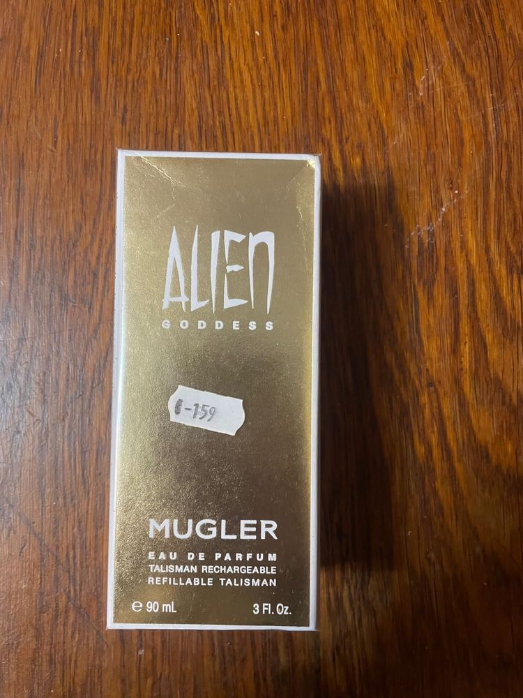 Vand parfum Mugler Alien