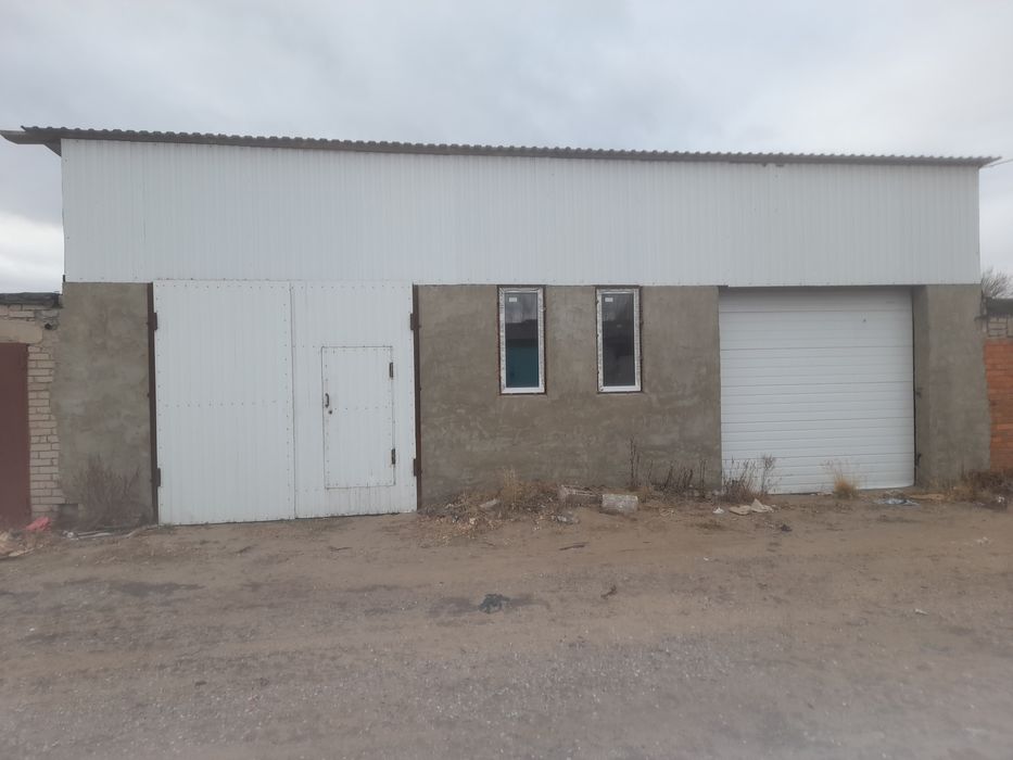 В Г. Тобыл. Район 5-го магазина Сдам гараж.