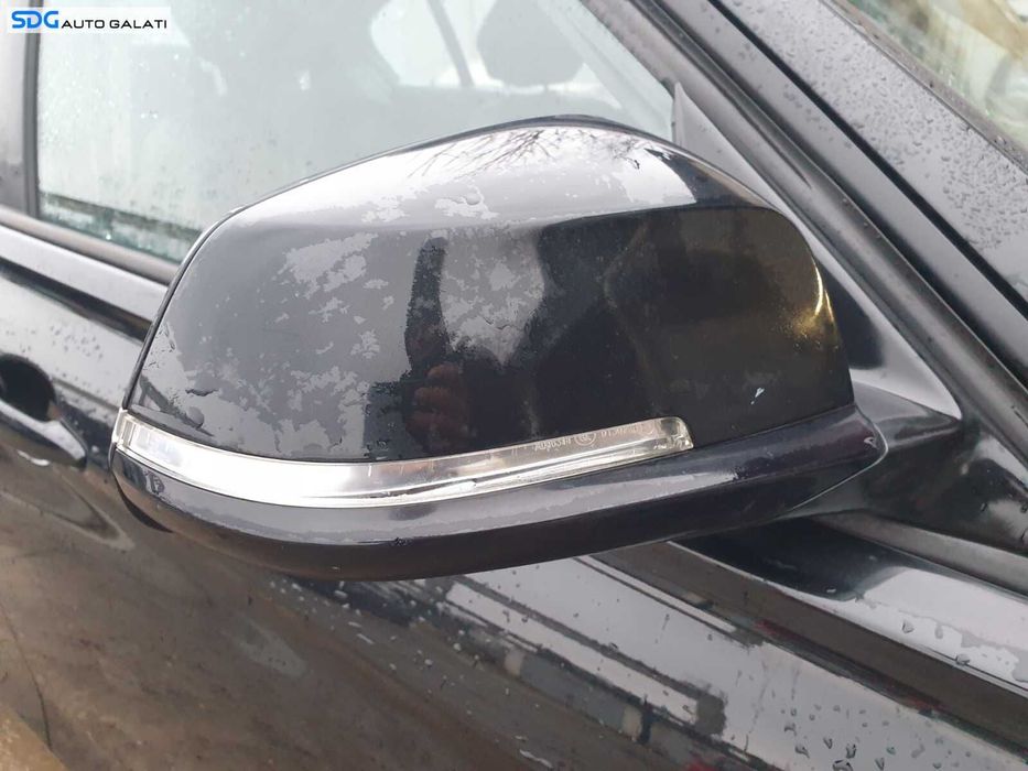 Oglinda Electrica Dreapta FARA Pliere Rabatare BMW Seria 3 F30 F31 Nonfacelift 2011 - 2019 Culoare 475 Black Sapphire Metallic