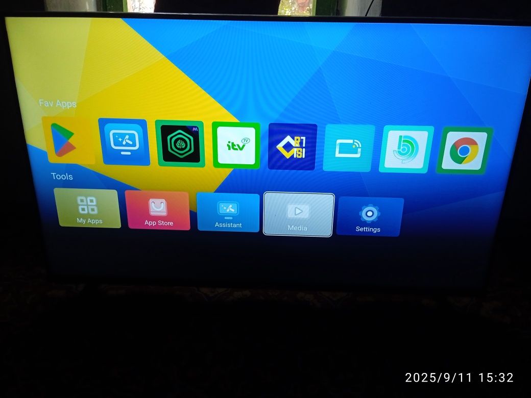 Samsung 43 smart android elevizor