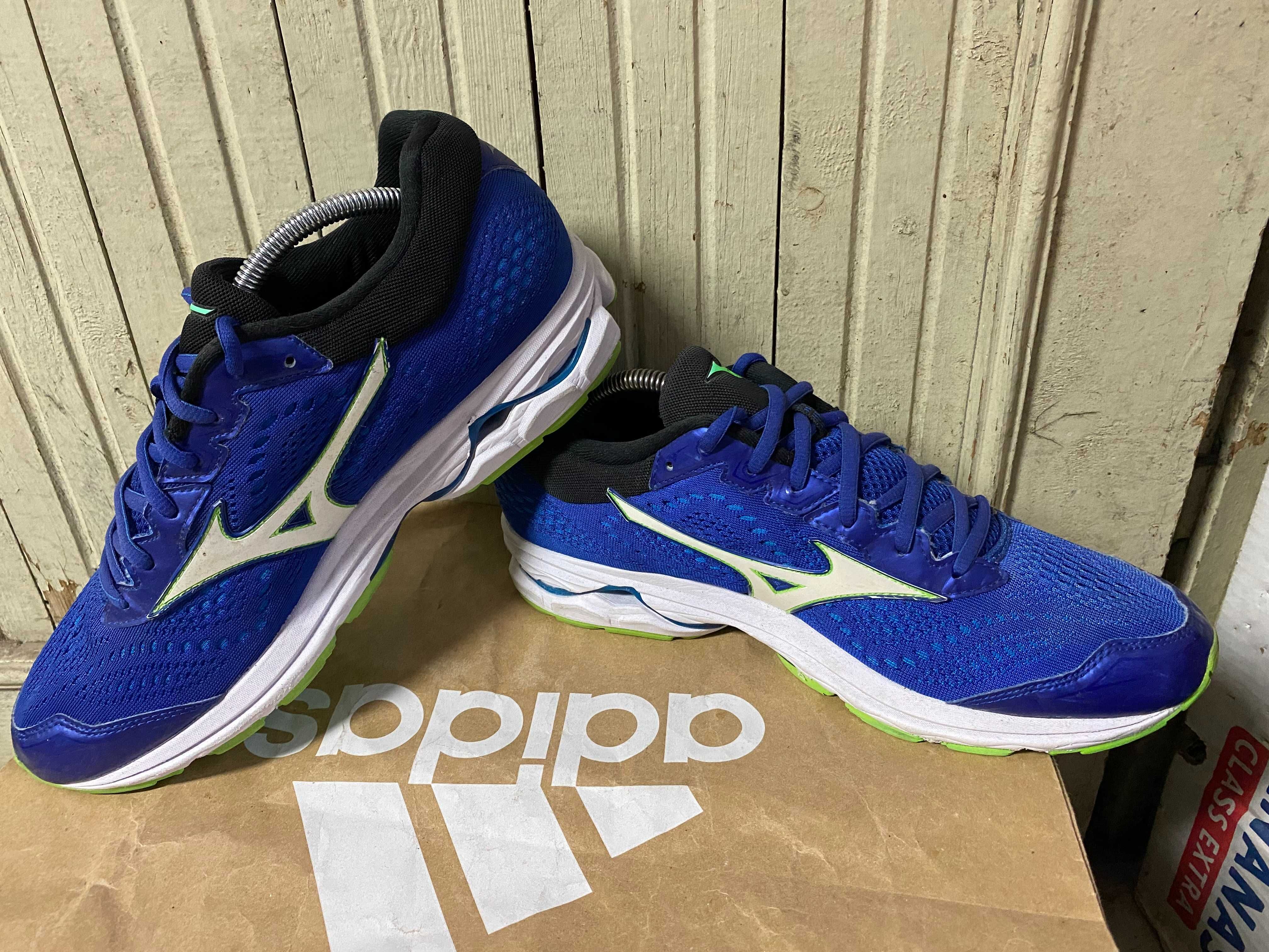 ''Mizuno Wave Rider 22''оригинални маратонки 44.5 номер