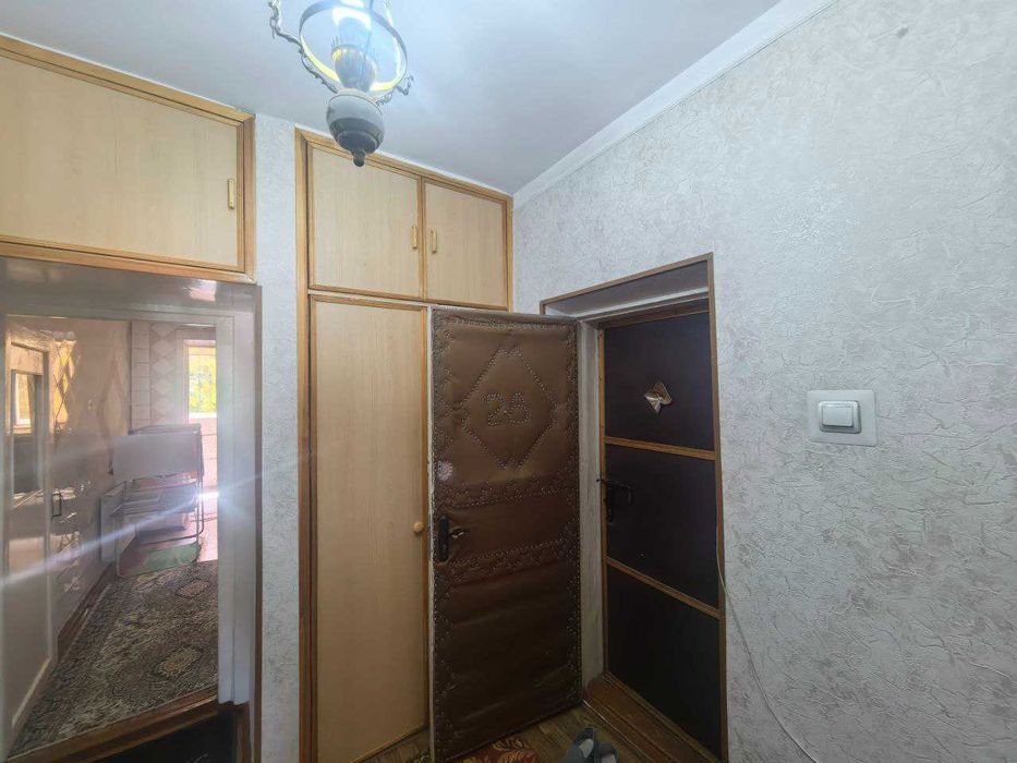 2 хонали квартира сотилади Аэропорт Олтин водий венгерский 60м2