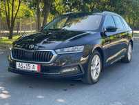 Skoda Octavia 2022 Head up display , portbagaj electric