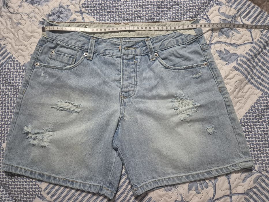 Pantaloni scurți PullBear