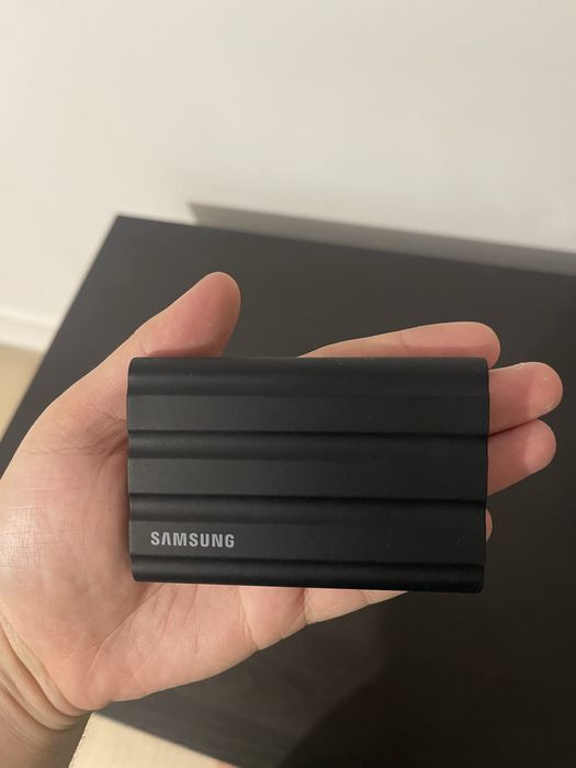 SSD Extern Samsung T7 Shield Garantie Feb 2026