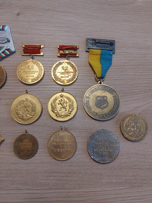 Стари медали/медальони