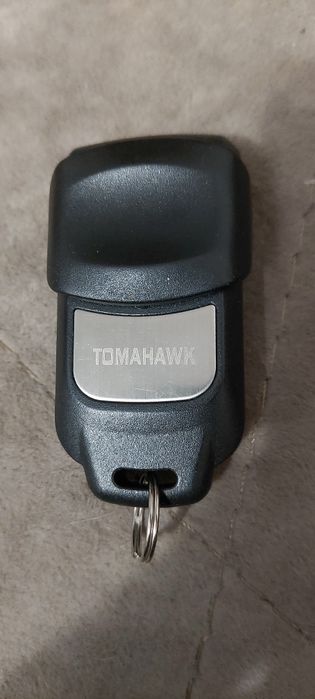 Пульт сигнализации Tomahawk.