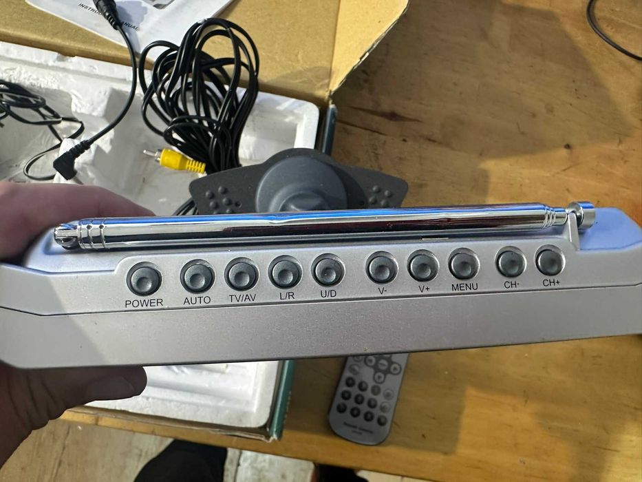 mini tv led oasis 5 inch alimentare 12v NOU