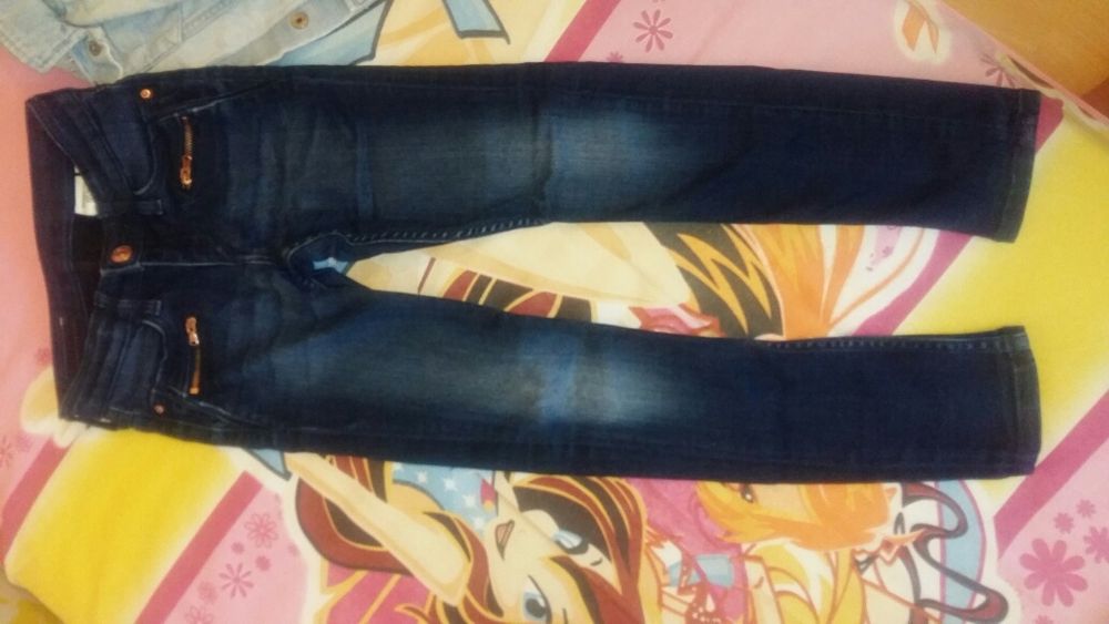 Лот от дънки и елече