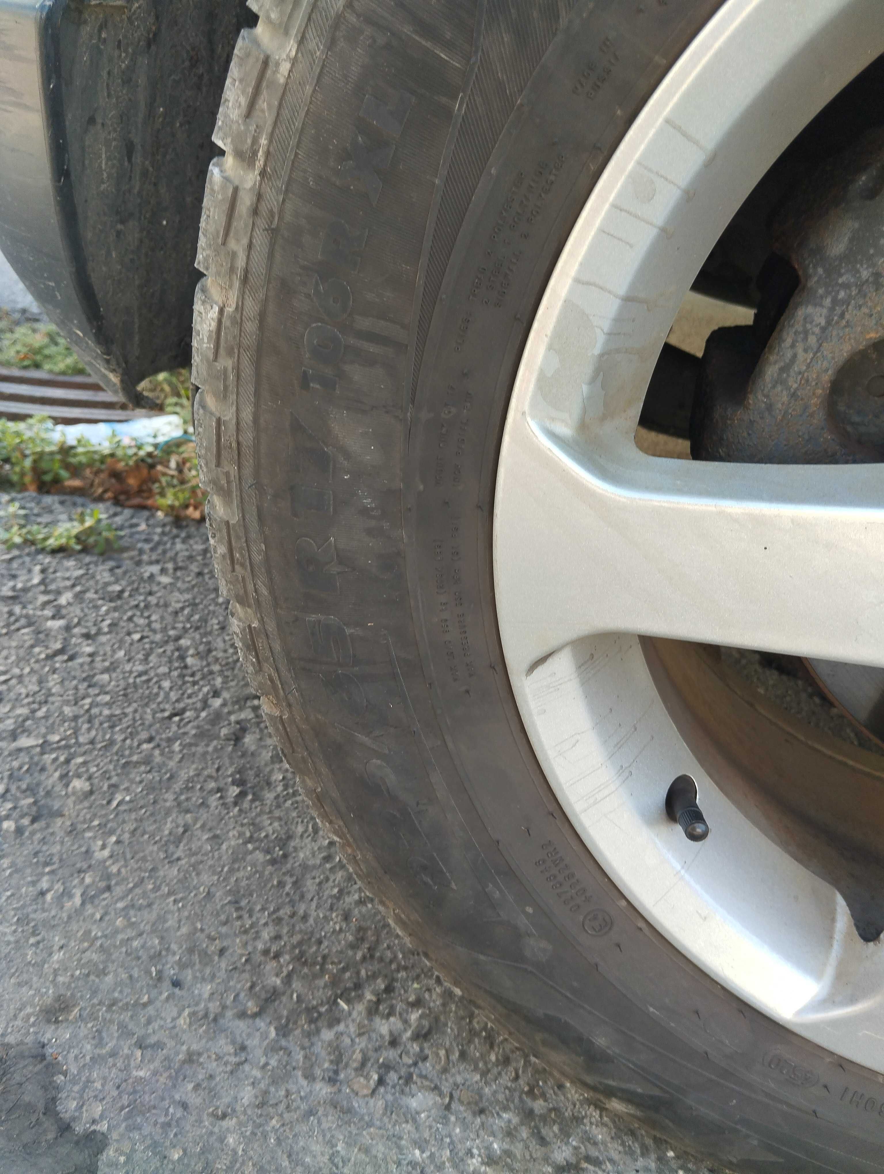 Продавам зимни гуми 225/65/17 Nokian