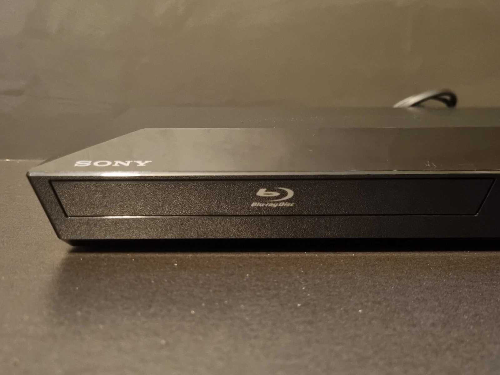 Unitate Smart Sony Blu-ray Disc media Player with networking