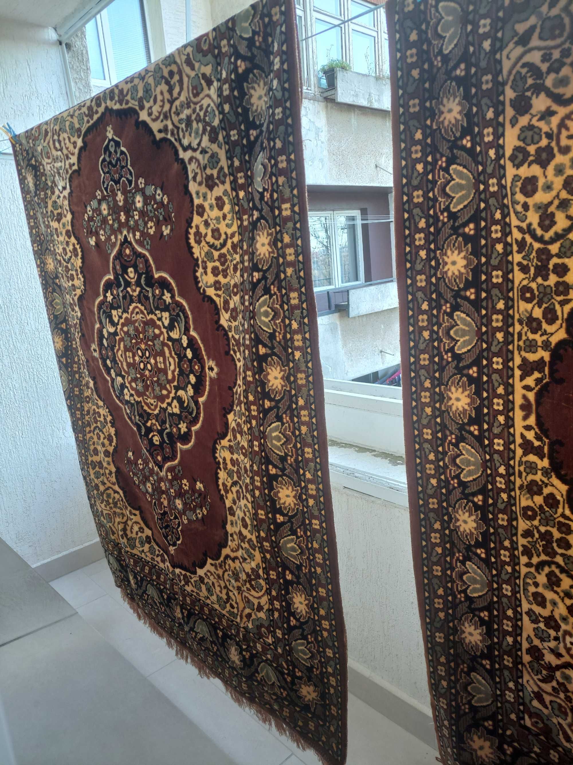 Два Персийски килима.