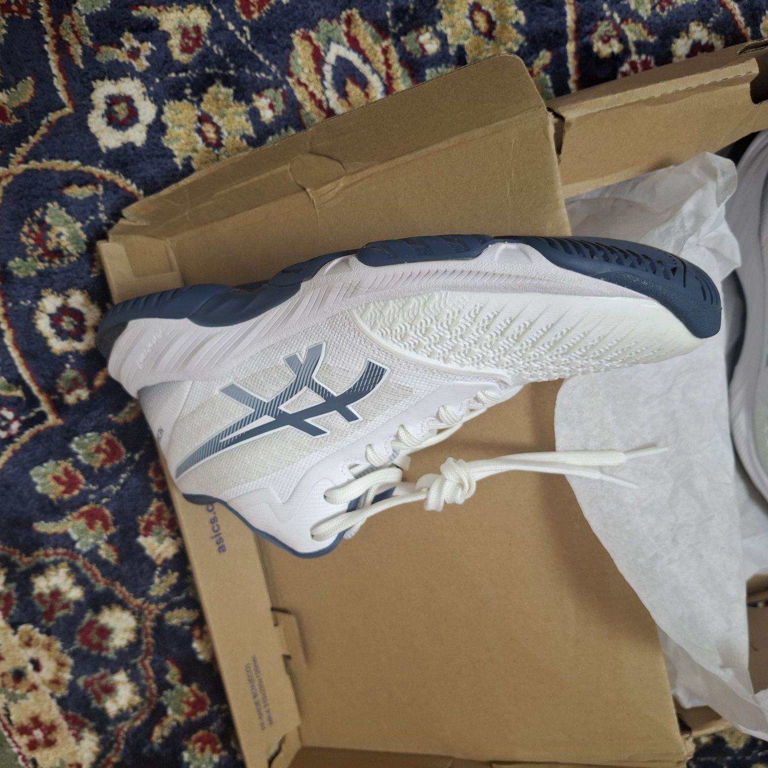 Кроссовки Asics Ballistic FF3 из США размер  US6, Eur 39,