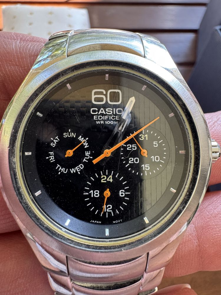 Часовник Casio Edifice