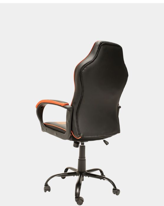 Kreslo yangi holada qirilmaga chizilmagan 120 kg inson  uchun ideal kr