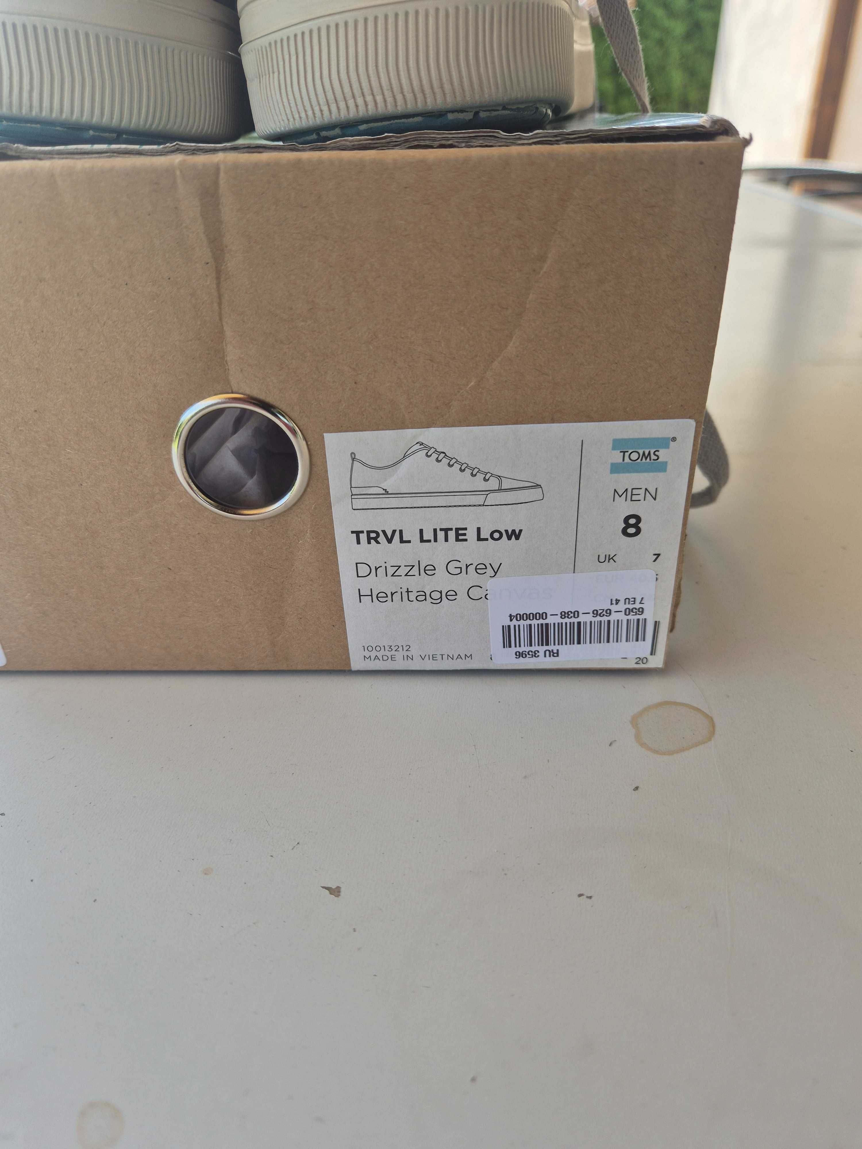 Продавам мъжки гуменки TOMS TRVL LITE, номер 41