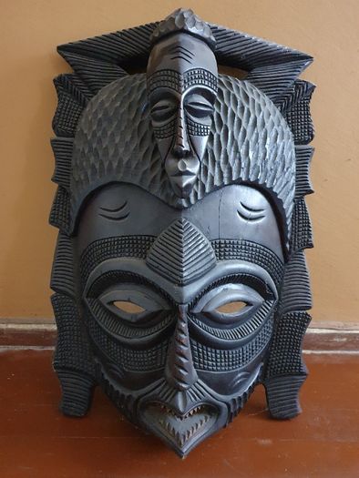 Африканска абаносова маска