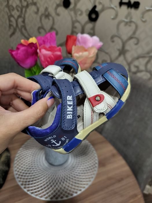 Сандалии ортопедические и обычные