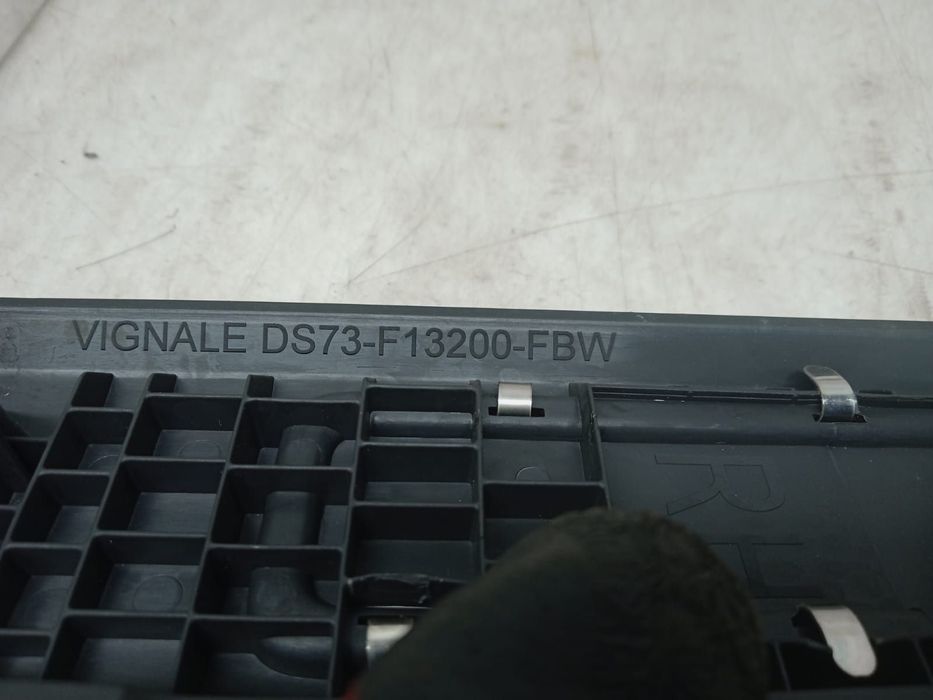 Ornament Ds73-f13200-fbw Ford Mondeo MK5 [2014 - 2020] 2.0 tdci t8cd