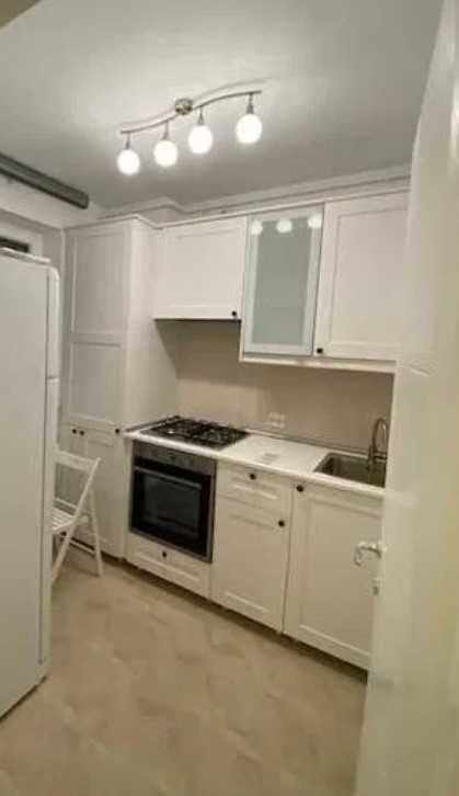 Дава се под наем Тристаен апартамент в Пловдив, Южен - 90 кв.м за 229.5 € - Снимка #7